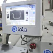 Máquina de Costura na Aba Reta Automática Filigrana